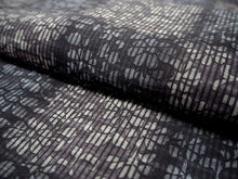 画像をギャラリービューアに読み込む, 夏着物 洗える 単品 レディース 紗 M 黒地 市松 菊唐草 仕立て上がりだから届いたらすぐ着れる 自宅で洗濯できてメンテナンスが楽