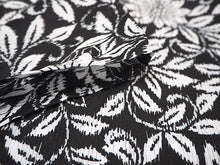 画像をギャラリービューアに読み込む, 夏着物 洗える 単品 レディース 紗 M 黒地 花唐草 仕立て上がりだから届いたらすぐ着れる 自宅で洗濯できてメンテナンスが楽