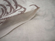 画像をギャラリービューアに読み込む, 夏着物 洗える 単品 レディース 紗 L 淡いベージュ地 乱菊 仕立て上がりだから届いたらすぐ着れる 自宅で洗濯できてメンテナンスが楽