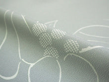 画像をギャラリービューアに読み込む, 洗える着物 反物のみ ポリエステル レディース 女性 小紋 着物 グレー地葉っぱと実柄 袷・単衣の着物にも羽織・コートにもお仕立て可能