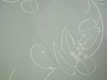 画像をギャラリービューアに読み込む, 洗える着物 反物のみ ポリエステル レディース 女性 小紋 着物 グレー地葉っぱと実柄 袷・単衣の着物にも羽織・コートにもお仕立て可能