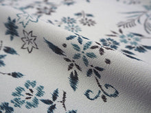 画像をギャラリービューアに読み込む, 洗える着物 反物のみ ポリエステル レディース 女性 小紋 着物 グレー地市松に四季の花柄 袷・単衣の着物にも羽織・コートにもお仕立て可能