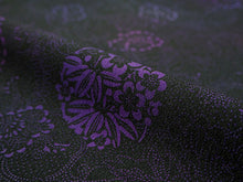 画像をギャラリービューアに読み込む, 洗える着物 反物のみ ポリエステル レディース 女性 小紋 着物 黒地紫ぼかし花の丸柄 袷・単衣の着物にも羽織・コートにもお仕立て可能