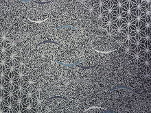 画像をギャラリービューアに読み込む, 洗える着物 反物のみ ポリエステル レディース 女性 小紋 着物 黒地麻の葉に雪輪取り柄 袷・単衣の着物にも羽織・コートにもお仕立て可能