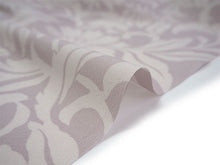 画像をギャラリービューアに読み込む, 洗える着物 反物のみ ポリエステル レディース 女性 小紋 着物 薄パープルベージュ地更紗柄 袷・単衣の着物にも羽織・コートにもお仕立て可能