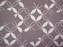 画像をギャラリービューアに読み込む, 洗える着物 反物のみ ポリエステル レディース 女性 小紋 着物 渋紫地破れ七宝柄 袷・単衣の着物にも羽織・コートにもお仕立て可能