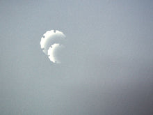 画像をギャラリービューアに読み込む, 洗える着物 反物のみ ポリエステル レディース 女性 小紋 着物 ブルーグレー地雪輪取り柄 袷・単衣の着物にも羽織・コートにもお仕立て可能