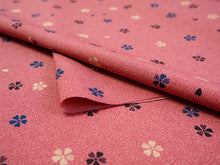 画像をギャラリービューアに読み込む, 洗える着物 反物のみ ポリエステル レディース 女性 小紋 着物 渋珊瑚色地小桜柄 袷・単衣の着物にも羽織・コートにもお仕立て可能