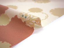 画像をギャラリービューアに読み込む, 洗える着物 反物のみ ポリエステル レディース 女性 小紋 着物 ベージュ地雪輪柄 袷・単衣の着物にも羽織・コートにもお仕立て可能