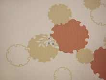 画像をギャラリービューアに読み込む, 洗える着物 反物のみ ポリエステル レディース 女性 小紋 着物 ベージュ地雪輪柄 袷・単衣の着物にも羽織・コートにもお仕立て可能