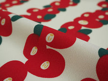 画像をギャラリービューアに読み込む, 洗える着物 反物のみ ポリエステル レディース 女性 小紋 着物 ベージュ地赤椿柄 袷・単衣の着物にも羽織・コートにもお仕立て可能