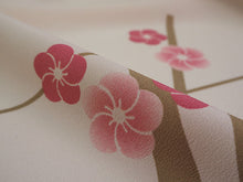 画像をギャラリービューアに読み込む, 洗える着物 反物のみ ポリエステル レディース 女性 小紋 着物 ベージュ地梅柄 袷・単衣の着物にも羽織・コートにもお仕立て可能