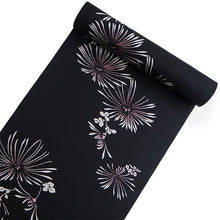 画像をギャラリービューアに読み込む, 洗える着物 反物のみ ポリエステル レディース 女性 小紋 着物 黒地菊柄 袷・単衣の着物にも羽織・コートにもお仕立て可能