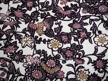 画像をギャラリービューアに読み込む, 洗える着物 反物のみ ポリエステル レディース 女性 小紋 着物 淡いグレー地渋紫紅型風花柄 袷・単衣の着物にも羽織・コートにもお仕立て可能
