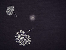 画像をギャラリービューアに読み込む, 雨コート 反物のみ 着物用 レインコート ポリエステル レディース 女性 紫地葵柄 道中着・道行・二部式などの雨コートに 撥水加工済み