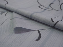 画像をギャラリービューアに読み込む, 雨コート 反物のみ 着物用 レインコート ポリエステル レディース 女性 淡いグレー地縞に乱菊柄 道中着・道行・二部式などの雨コートに 撥水加工済み