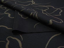 画像をギャラリービューアに読み込む, 雨コート 反物のみ 着物用 レインコート ポリエステル レディース 女性 黒地牡丹柄 道中着・道行・二部式などの雨コートに 撥水加工済み