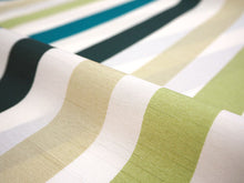 画像をギャラリービューアに読み込む, 雨コート 反物のみ 着物用 レインコート ポリエステル レディース 女性 白地グリーン系縞柄 道中着・道行・二部式などの雨コートに 撥水加工済み