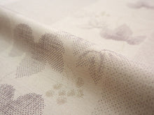 画像をギャラリービューアに読み込む, 雨コート 反物のみ 着物用 レインコート ポリエステル レディース 女性 薄グレーベージュ地縞に葡萄柄 道中着・道行・二部式などの雨コートに 撥水加工済み