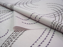 画像をギャラリービューアに読み込む, 雨コート 反物のみ 着物用 レインコート ポリエステル レディース 女性 薄サンドベージュ地柳柄 道中着・道行・二部式などの雨コートに 撥水加工済み