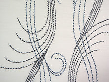 画像をギャラリービューアに読み込む, 雨コート 反物のみ 着物用 レインコート ポリエステル レディース 女性 ベージュ地柳柄 道中着・道行・二部式などの雨コートに 撥水加工済み