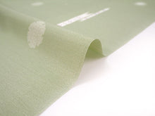 画像をギャラリービューアに読み込む, 雨コート 反物のみ 着物用 レインコート ポリエステル レディース 女性 モスグリーン地雪輪に絣柄 道中着・道行・二部式などの雨コートに 撥水加工済み