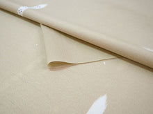 画像をギャラリービューアに読み込む, 雨コート 反物のみ 着物用 レインコート ポリエステル レディース 女性 ベージュ地雪輪に絣柄 道中着・道行・二部式などの雨コートに 撥水加工済み