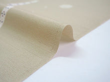 画像をギャラリービューアに読み込む, 雨コート 反物のみ 着物用 レインコート ポリエステル レディース 女性 ベージュ地雪輪に絣柄 道中着・道行・二部式などの雨コートに 撥水加工済み