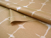 画像をギャラリービューアに読み込む, 雨コート 反物のみ 着物用 レインコート ポリエステル レディース 女性 からし色地破れ格子柄 道中着・道行・二部式などの雨コートに 撥水加工済み