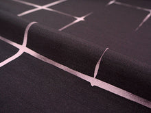 画像をギャラリービューアに読み込む, 雨コート 反物のみ 着物用 レインコート ポリエステル レディース 女性 渋紫地破れ格子柄 道中着・道行・二部式などの雨コートに 撥水加工済み