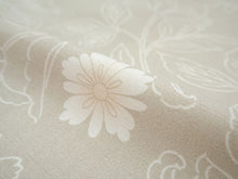 画像をギャラリービューアに読み込む, 雨コート 反物のみ 着物用 レインコート ポリエステル レディース 女性 ベージュ地更紗柄 道中着・道行・二部式などの雨コートに 撥水加工済み