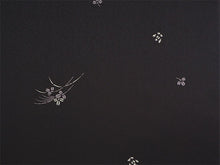 画像をギャラリービューアに読み込む, 着物 洗える着物 フルオーダー 仕立て付 小紋 グレー 秋草 すずめ 東レシルック 反物 静電気が起きにくい 自宅で洗濯OK 着物・羽織に