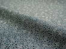 画像をギャラリービューアに読み込む, 洗える着物 反物のみ ポリエステル レディース 女性 江戸小紋 着物 南天 深緑 袷・単衣の着物にも羽織・コートにもお仕立て可能