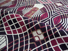 画像をギャラリービューアに読み込む, 名古屋帯 単品 正絹 九寸 黒 赤紫 幾何学 なごや帯 全通 カジュアル 西陣織 大光株式会社謹製 証紙付き お仕立てをしてお届け