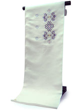 画像をギャラリービューアに読み込む, 名古屋帯 単品 正絹 九寸 白 欧風 草樹 なごや帯 お太鼓柄 カジュアル 西陣織 株式会社辻梅機業店謹製 証紙付き お仕立てをしてお届け