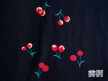 画像をギャラリービューアに読み込む, 名古屋帯 単品 正絹 九寸 黒 サクランボ なごや帯 お太鼓柄 カジュアル 西陣織 株式会社辻梅機業店謹製 証紙付き お仕立てをしてお届け