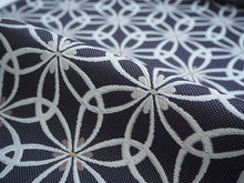 画像をギャラリービューアに読み込む, 名古屋帯 単品 正絹 九寸 灰紫 花 七宝 繋ぎ なごや帯 六通柄 カジュアル 西陣織 株式会社ふくい謹製 証紙付き お仕立てをしてお届け