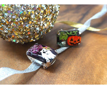 画像をギャラリービューアに読み込む, 限定受注生産【10日前後でお届け】 帯留 ハロウィン 長方形 2柄 かぼちゃ オバケ 蜘蛛の巣 クリスタル スワロフスキー 帯留 コスプレ