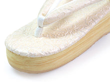 画像をギャラリービューアに読み込む, カレンブロッソ 草履 単品 Mサイズ ライトベージュ 花唐草柄 台 鼻緒 レディース 歩きやすくてオシャレ 愛好者の多い菱屋カフェ草履