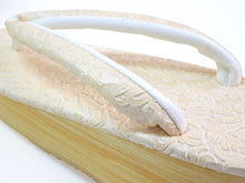 画像をギャラリービューアに読み込む, カレンブロッソ 草履 単品 Mサイズ ライトベージュ 花唐草柄 台 鼻緒 レディース 歩きやすくてオシャレ 愛好者の多い菱屋カフェ草履