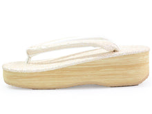 画像をギャラリービューアに読み込む, カレンブロッソ 草履 単品 Mサイズ ライトベージュ 花唐草柄 台 鼻緒 レディース 歩きやすくてオシャレ 愛好者の多い菱屋カフェ草履