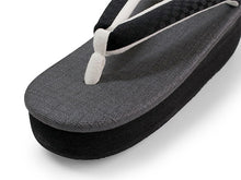 画像をギャラリービューアに読み込む, カレンブロッソ 草履 単品 Mサイズ 濃グレー 台 黒地 市松柄 鼻緒 レディース 歩きやすくてオシャレ 愛好者の多い菱屋カフェ草履