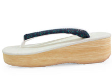 画像をギャラリービューアに読み込む, カレンブロッソ 草履 単品 Mサイズ オフホワイト 台 ダークグリーン地 更紗柄 鼻緒 レディース 歩きやすくてオシャレ 愛好者の多い菱屋カフェ草履