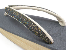 画像をギャラリービューアに読み込む, カレンブロッソ 草履 単品 Lサイズ 濃グレー 台 イエロー えんじ 更紗柄 鼻緒 レディース 歩きやすくてオシャレ 愛好者の多い菱屋カフェ草履