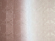 画像をギャラリービューアに読み込む, 帯揚げ 帯締め セット 正絹 ピンクベージュ×ベージュ 縞 唐草 帯あげ ピンク 帯〆 ぼかし 金 高麗 平打ち 訪問着・付け下げ・色無地に合わせて フォーマルシーンに