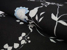 画像をギャラリービューアに読み込む, 洗える着物 コーディネート4点セット (着物・帯・帯揚げ・帯締め) 袷 M 黒 花柄 きもの ブラウン 幾何学柄 帯