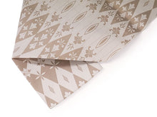 画像をギャラリービューアに読み込む, 洗える着物 コーディネート4点セット (着物・帯・帯揚げ・帯締め) 袷 L クリーム こげ茶 格子柄 きもの ベージュ 幾何学柄 帯