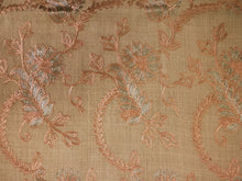 画像をギャラリービューアに読み込む, ストール ライトブラウン 赤金 更紗柄 ウール 刺繍 フリーサイズ 大判 秋冬に さっと羽織るだけで華やか 着物や羽織・コートの上に ギフトにも