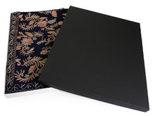 画像をギャラリービューアに読み込む, ストール 濃紺地 グレー 更紗柄 ウール 刺繍 フリーサイズ 大判 秋冬に さっと羽織るだけで華やか 着物や羽織・コートの上に ギフトにも