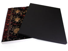 画像をギャラリービューアに読み込む, ストール 黒 赤金 茶金 更紗柄 ウール 刺繍 フリーサイズ 大判 秋冬に さっと羽織るだけで華やか 着物や羽織・コートの上に ギフトにも